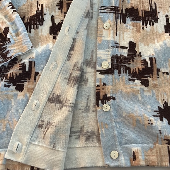 Saks Fifth Avenue cardigan - Picture 4 of 7